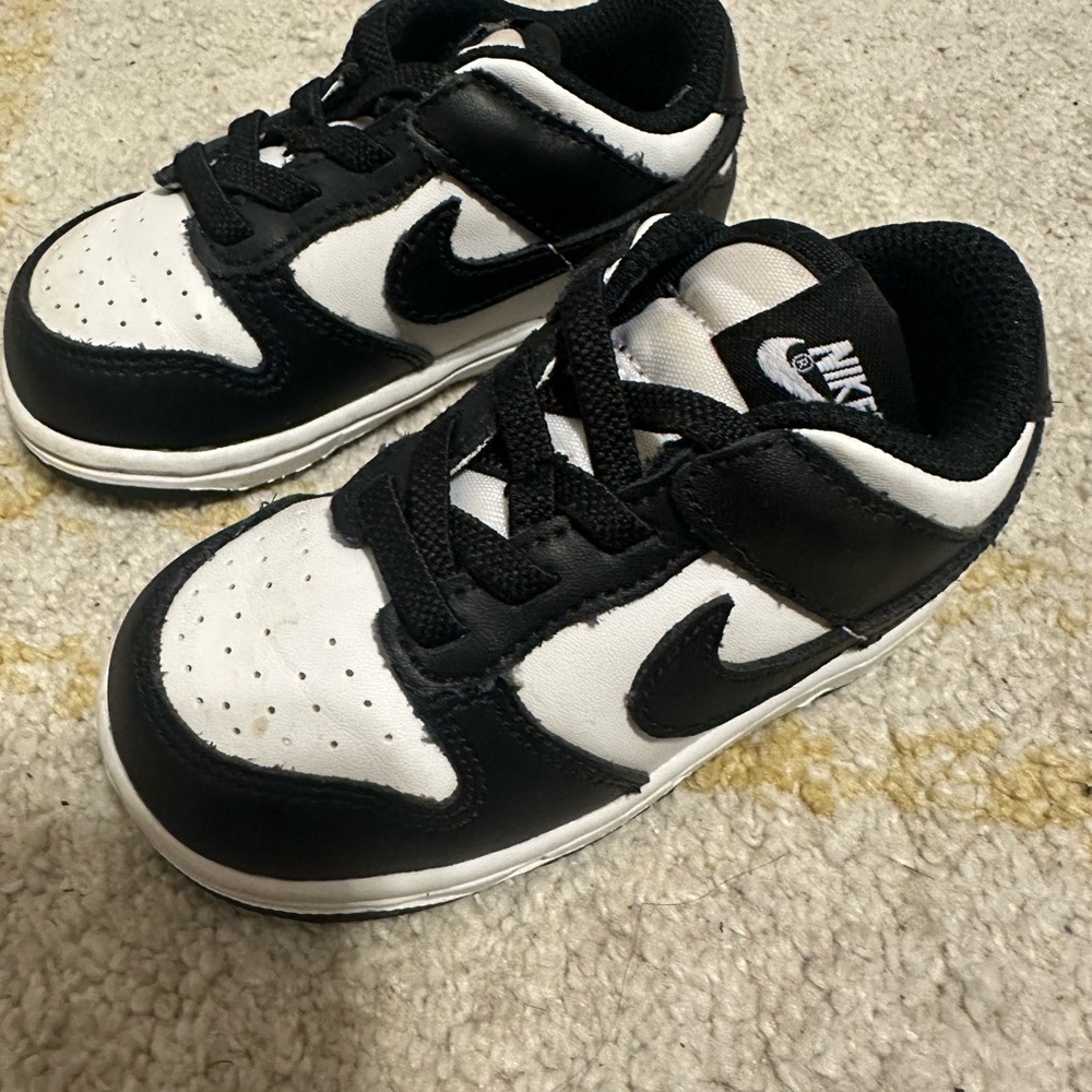 Toddler Nike Panda Dunks 7c